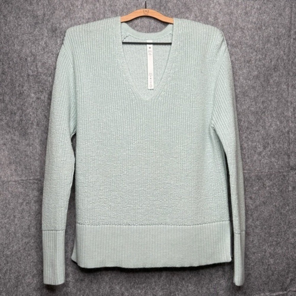Lululemon Merino Wool V-Neck Sweater in‎ Delicate Mint- Sz XS/S